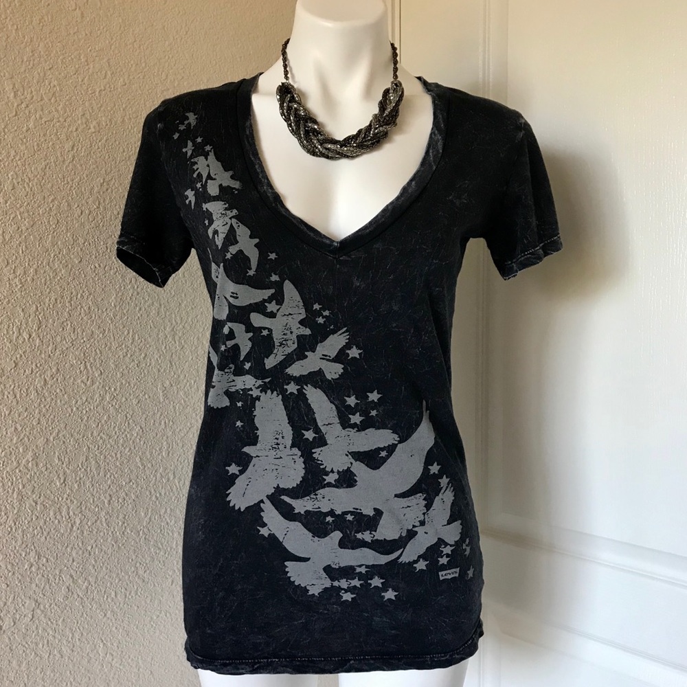 Levi’s V-Neck 100% Cotton Graphic Tee, Sz L